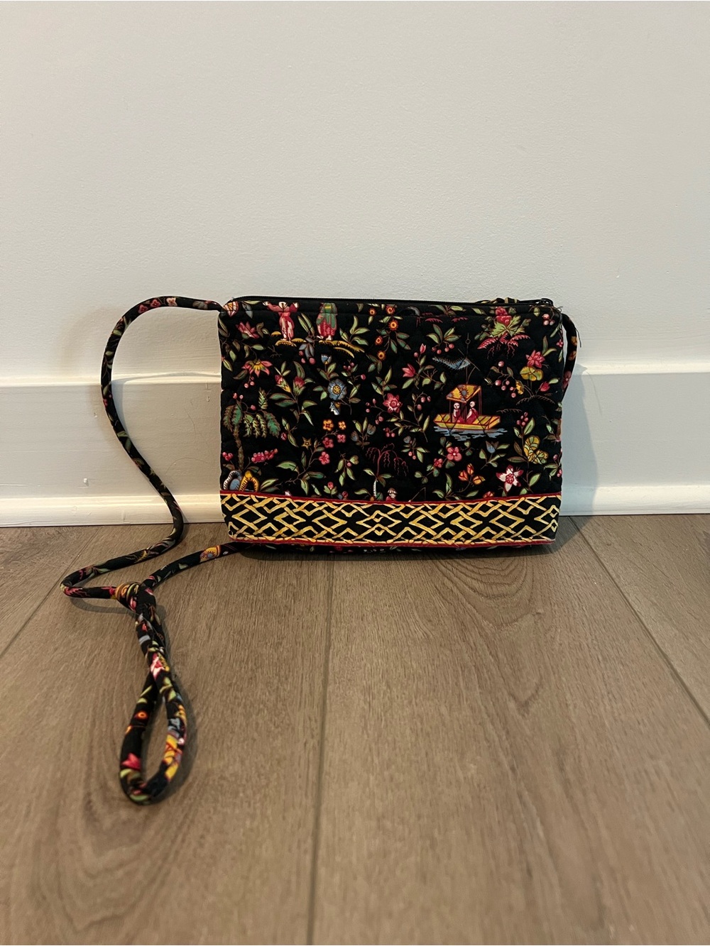 Vera Bradley Floral Black Quilted Crossbody Original Zip Hipster